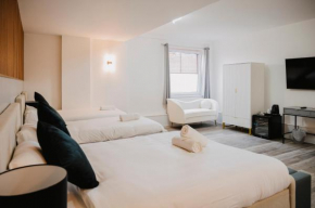 WNS Skylines Village London